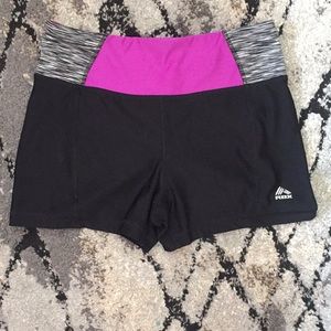 Workout shorts 💜🖤
